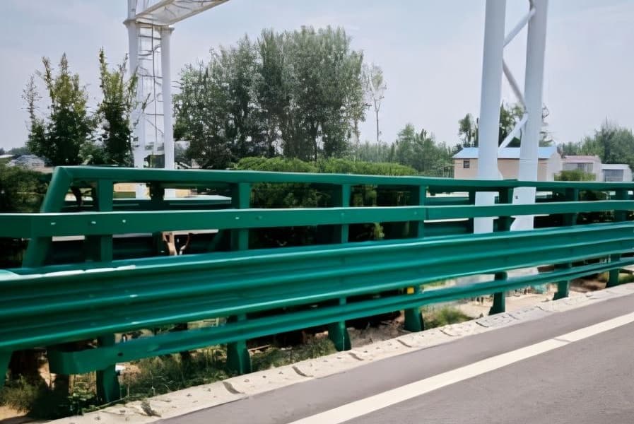 High-Strength Low Deformation Guardrail High-Strength Low Deformation Guardrail